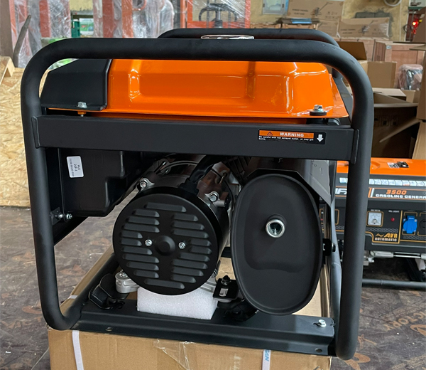 may-phat-dien-lifan-2500-12