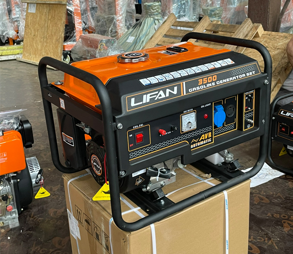 may-phat-dien-lifan-3500-12